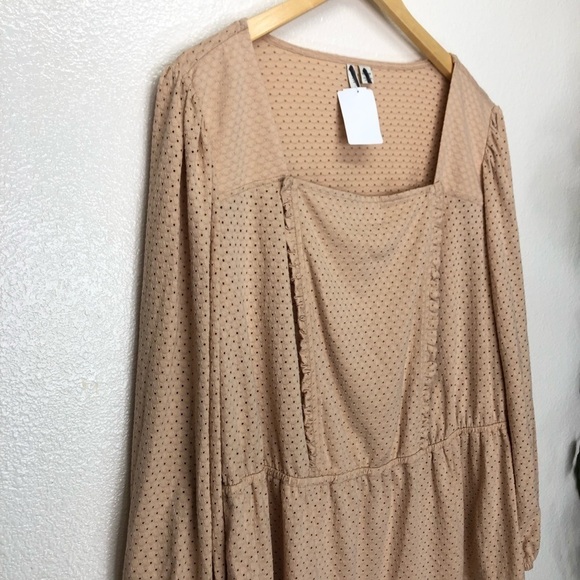 NWT PLUS Blush Boutique Top - Picture 2 of 6